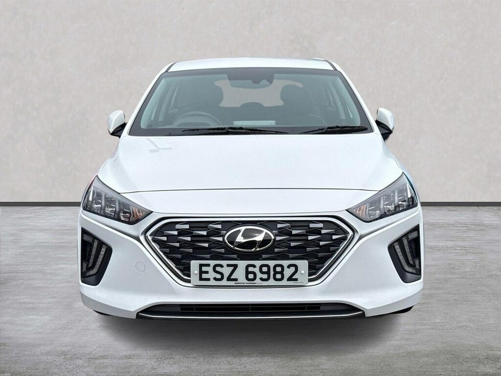 Hyundai Ioniq 1.6 H-gdi Premium Hatchback Hybrid Dct White #5