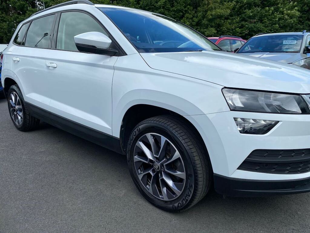 Skoda Karoq Se Tsi Blue #40