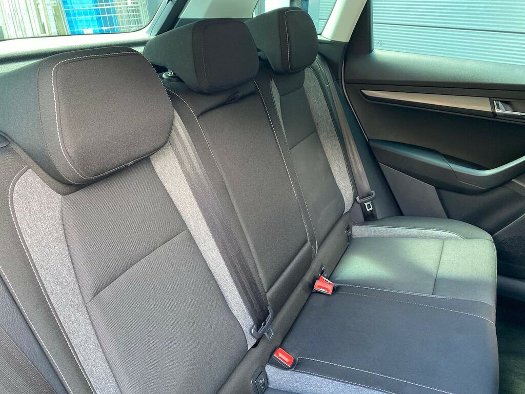 Skoda Karoq Se Tsi Blue #16