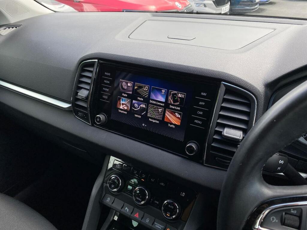 Skoda Karoq Se Tsi Blue #11
