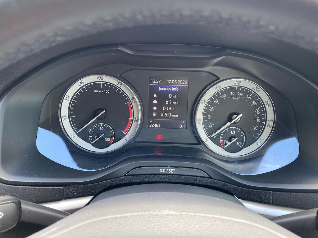 Skoda Karoq Se Tsi Blue #10