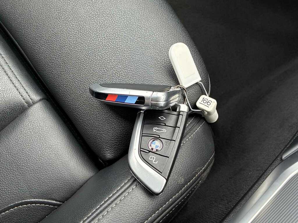 BMW 3 Series 318D M Sport Step Blue #38