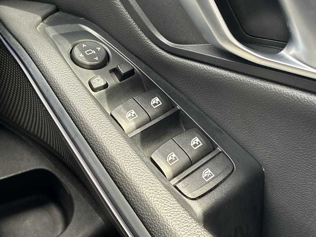 BMW 3 Series 318D M Sport Step Blue #19