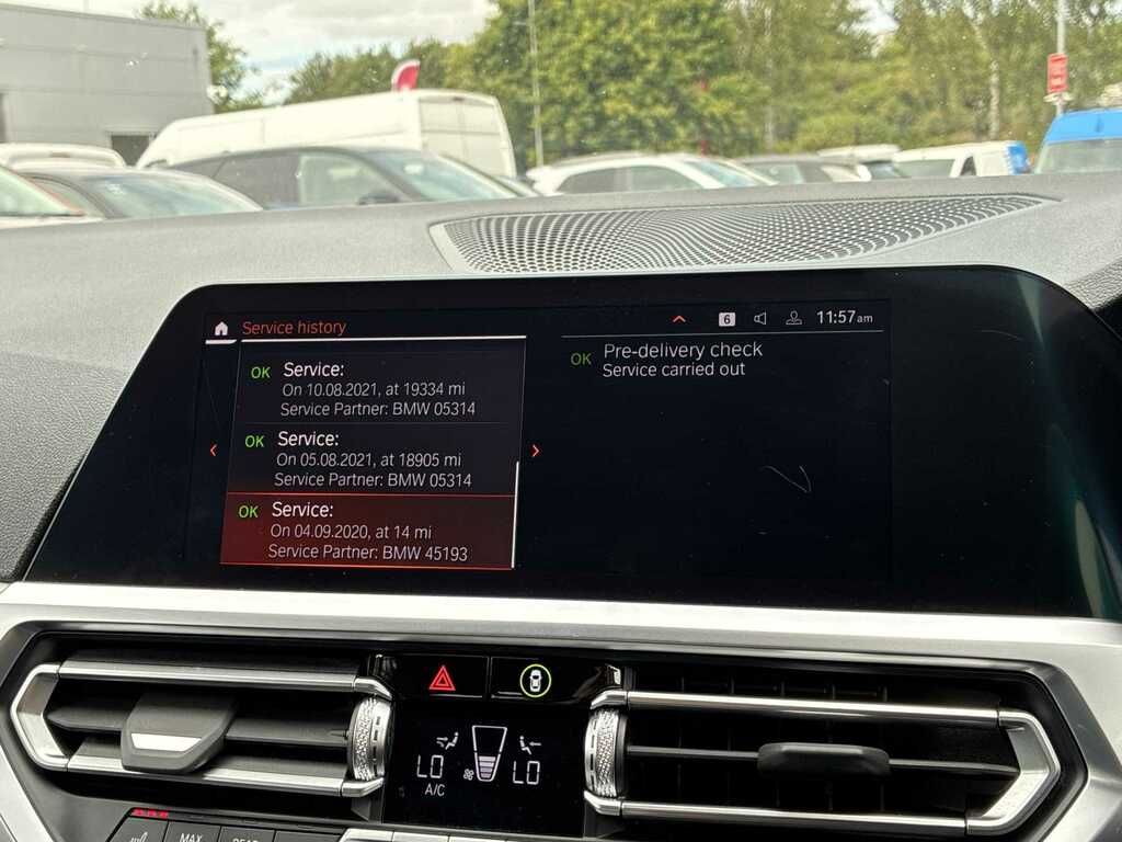 BMW 3 Series 318D M Sport Step Blue #31