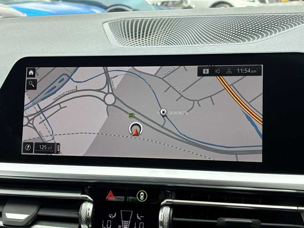 BMW 3 Series 318D M Sport Step Blue #21