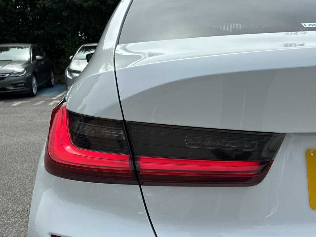 BMW 3 Series 318D M Sport Step Blue #27