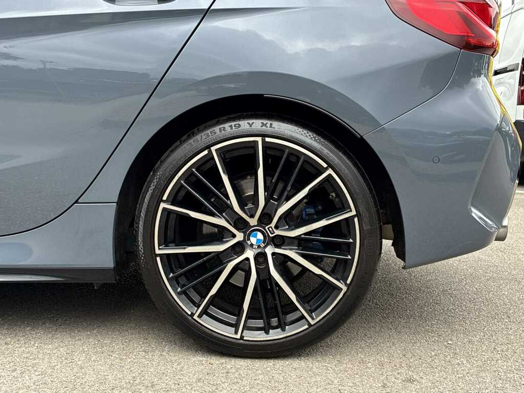 BMW 1 Series 118I M Sport Step DE69UKX Grey #6