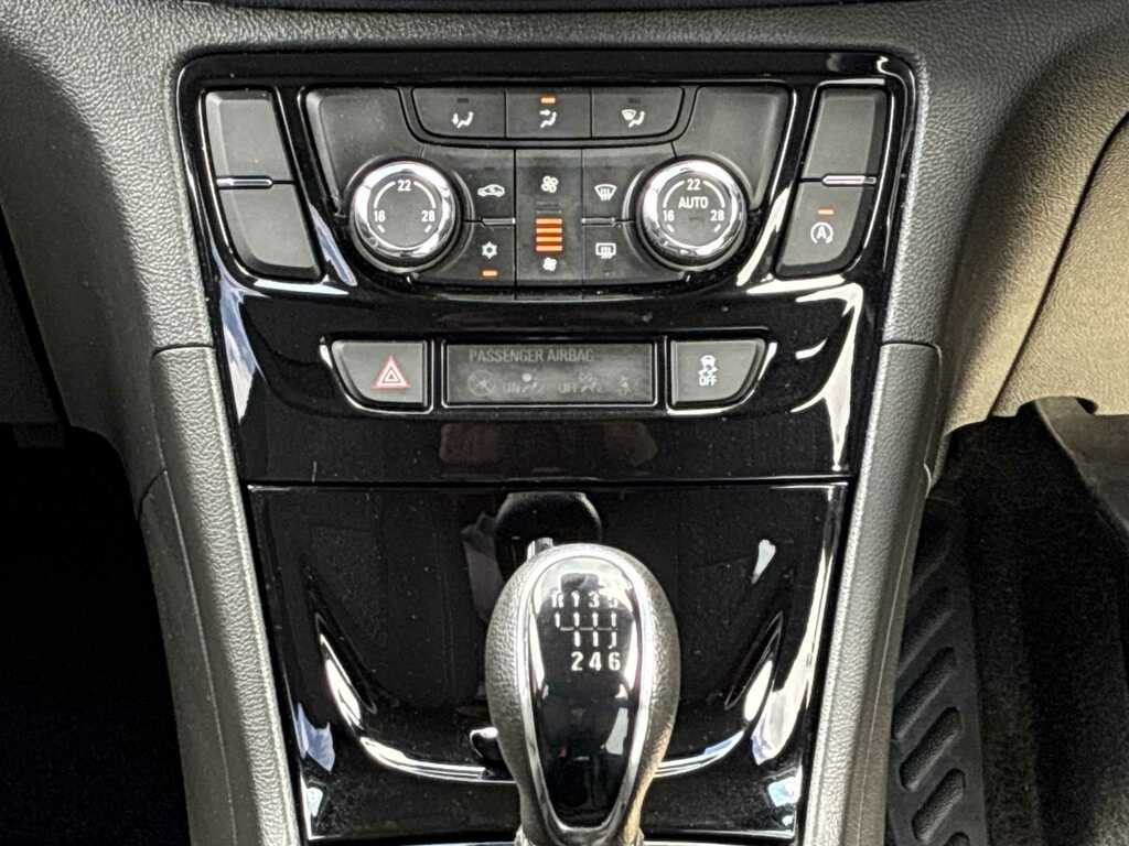 Vauxhall Mokka X X 1.4T Elite Nav White #11