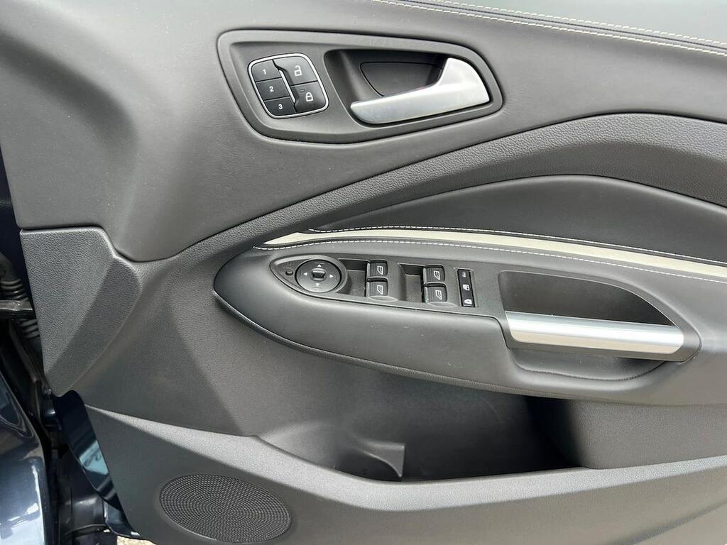 Ford Kuga 2.0 Tdci Titanium X Edition 2Wd #29