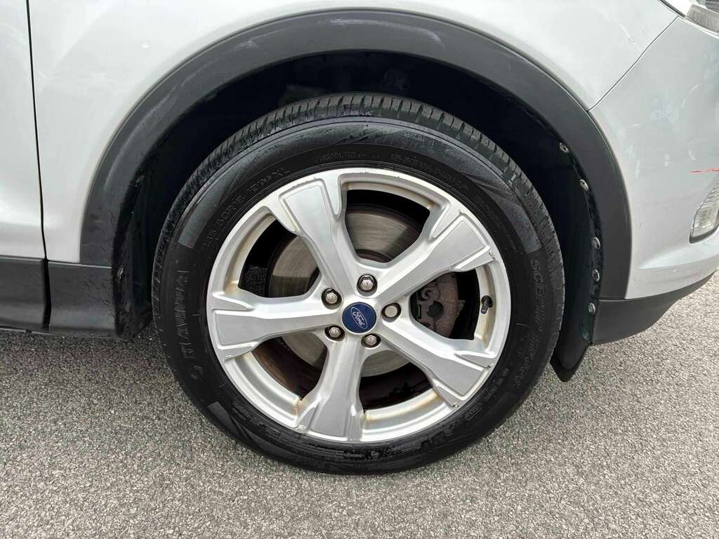 Ford Kuga 1.5 Tdci Titanium X 2Wd Silver #6