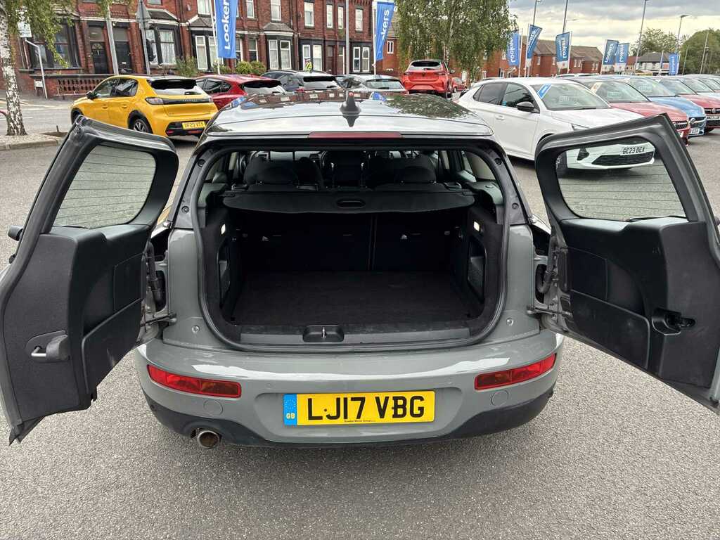 Mini Clubman Cooper Red #15