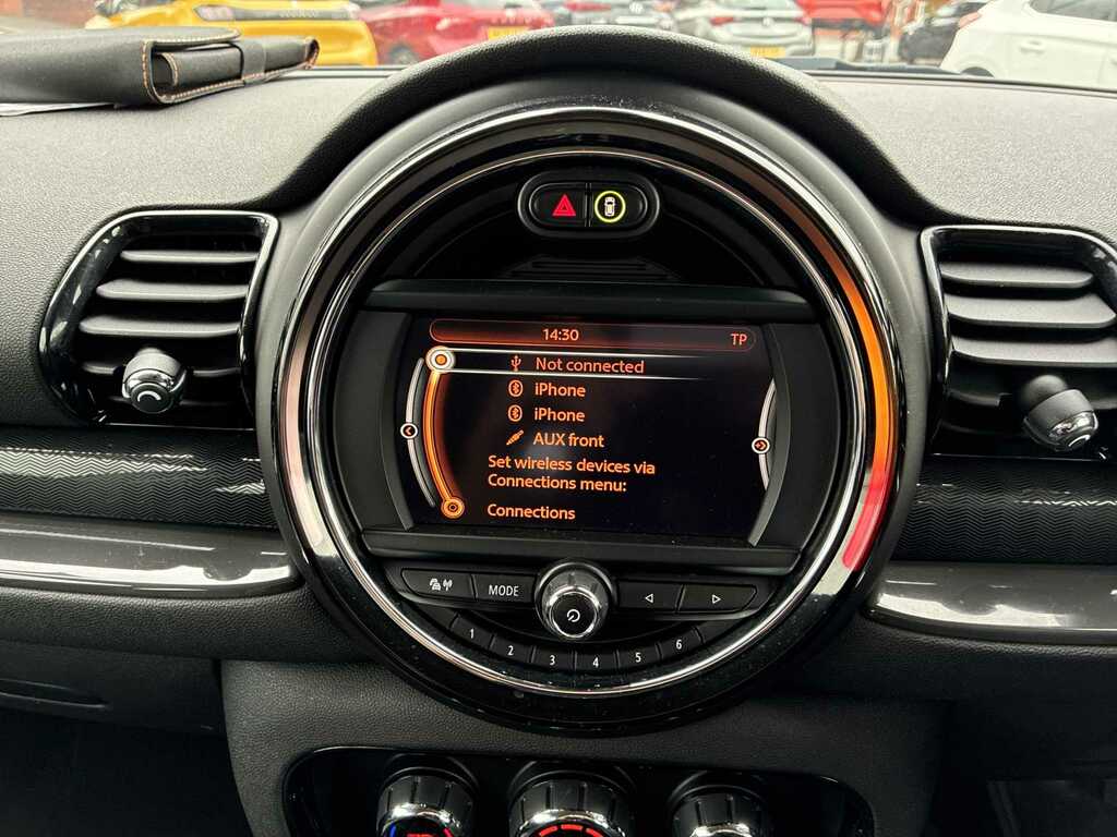 Mini Clubman Cooper Red #10