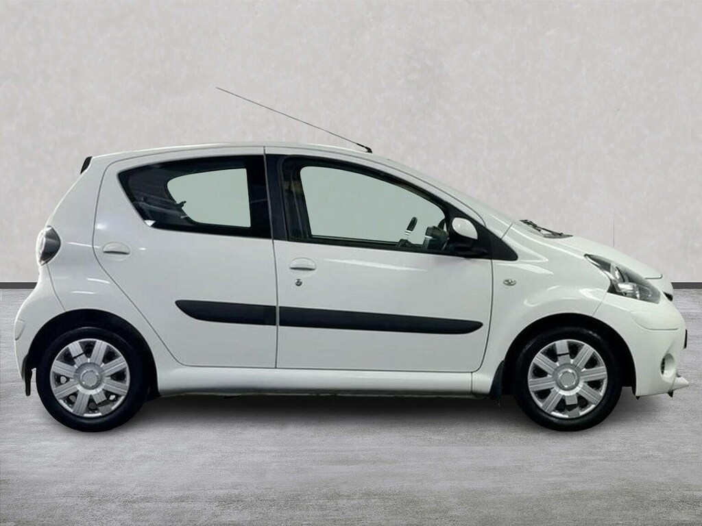 Toyota Aygo 1.0 Vvt-i Ice Hatchback Euro 5 White #3