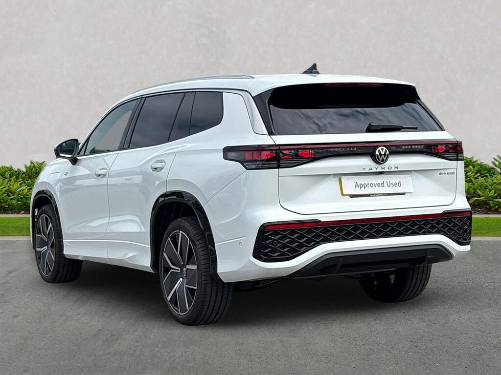 Volkswagen Tayron 1.5 Tsi Ehybrid 19.7Kwh R-line Suv Plug White #2