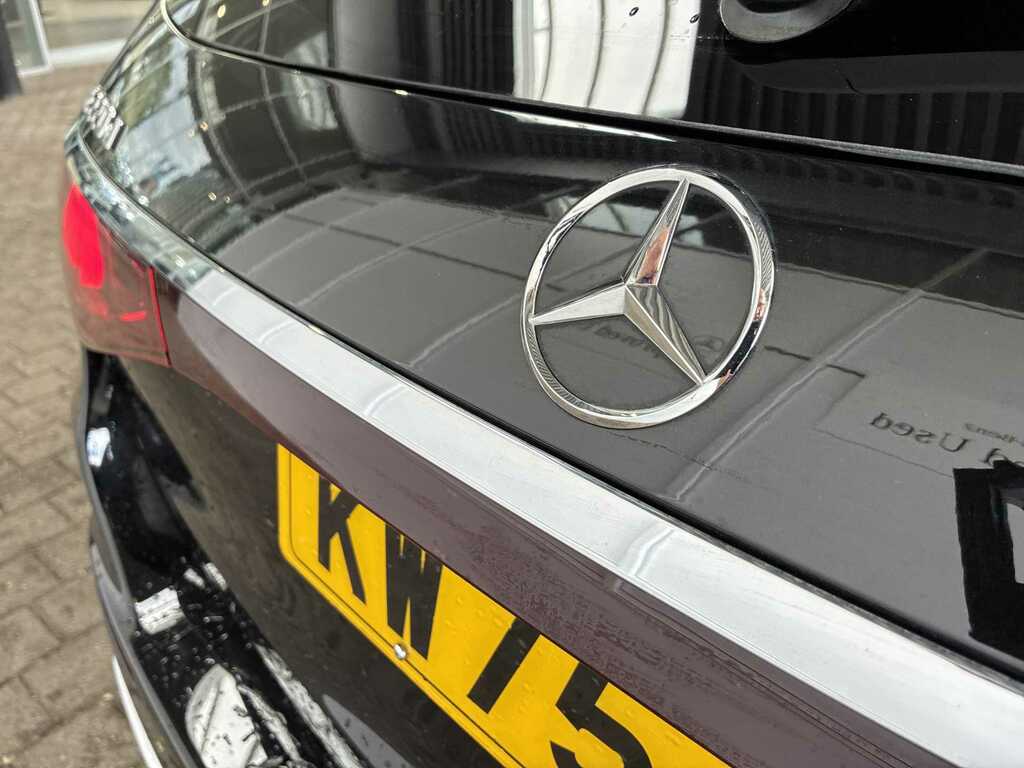 Mercedes-Benz E Class 2.0 E300de 25.4Kwh Urban Edition Saloon  #34