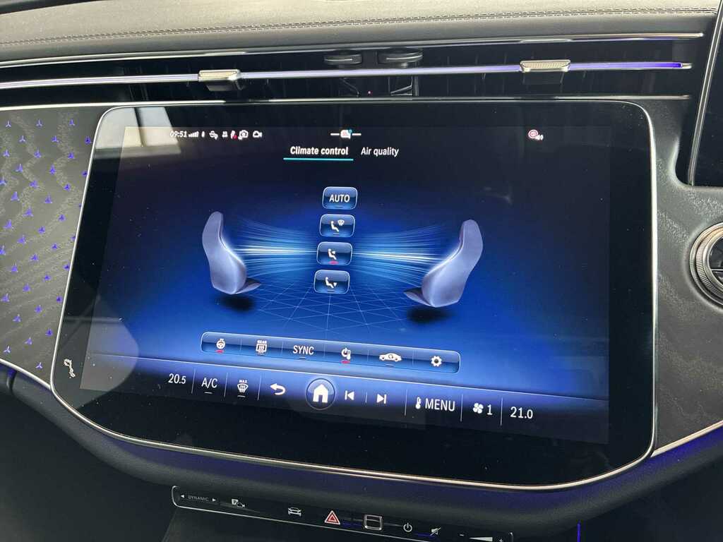 Mercedes-Benz E Class 2.0 E300de 25.4Kwh Urban Edition Saloon  #12