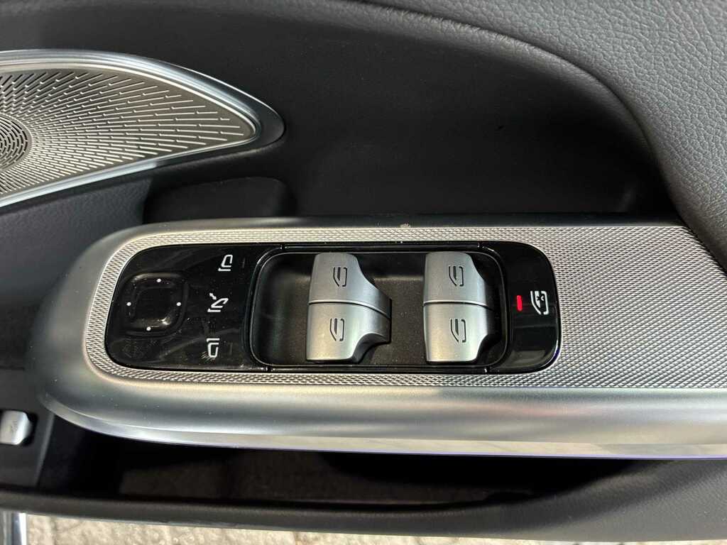 Mercedes-Benz E Class 2.0 E300de 25.4Kwh Urban Edition Saloon  #21