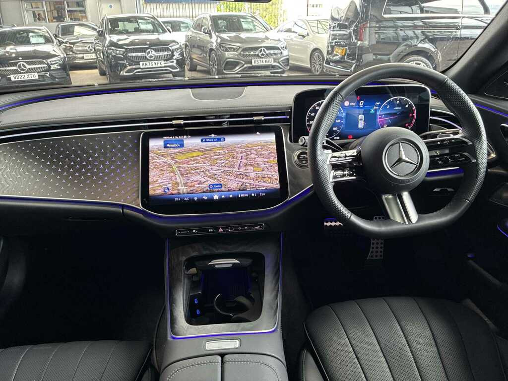 Mercedes-Benz E Class 2.0 E300de 25.4Kwh Urban Edition Saloon  #8