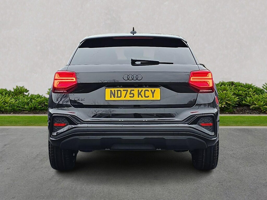 Audi Q2 Q2 Black Edition 35 Tfsi 150 Ps S Tronic Black #4