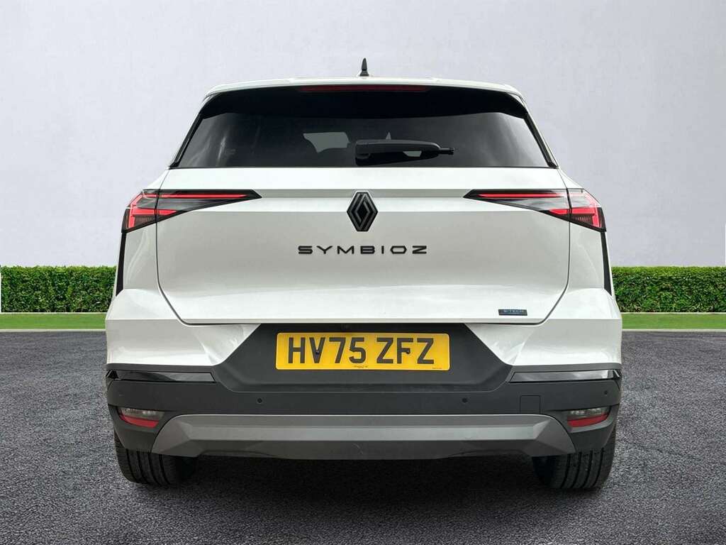 Renault Symbioz 1.8 E-tech Fhev 160 Techno Esprit Alpine White #4