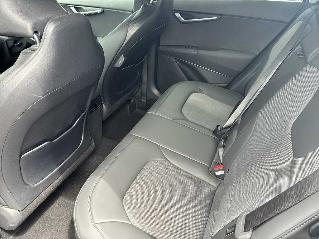Kia Niro 1.6H Gdi 2 Suv Hybrid Dct Ss White #15