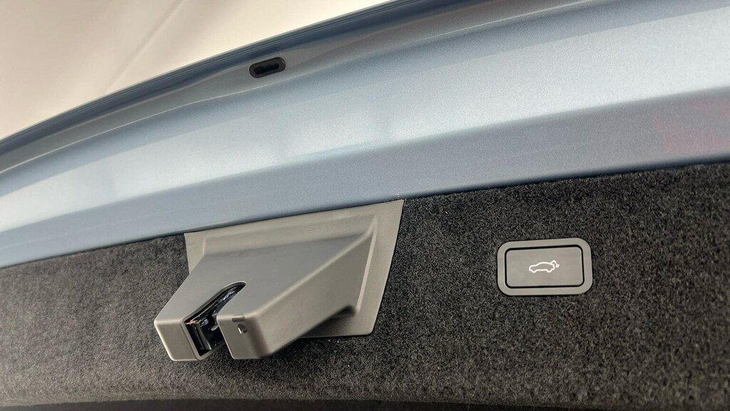Polestar 4 200Kw 100Kwh Lr Single Motor Plus Pro Silver #29