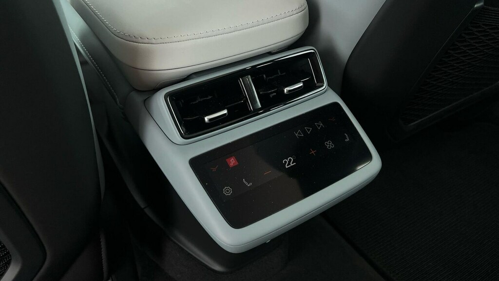 Polestar 4 200Kw 100Kwh Lr Single Motor Plus Pro Silver #20