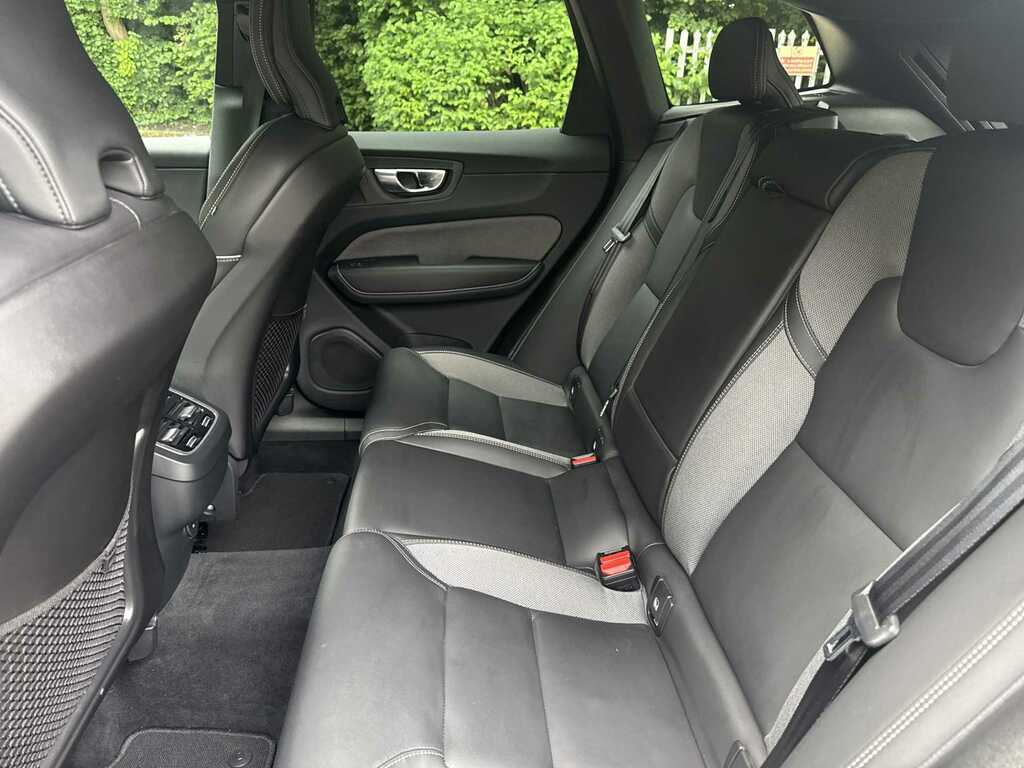 Volvo XC60 2.0 B5p Plus Dark Awd Geartronic Grey #19