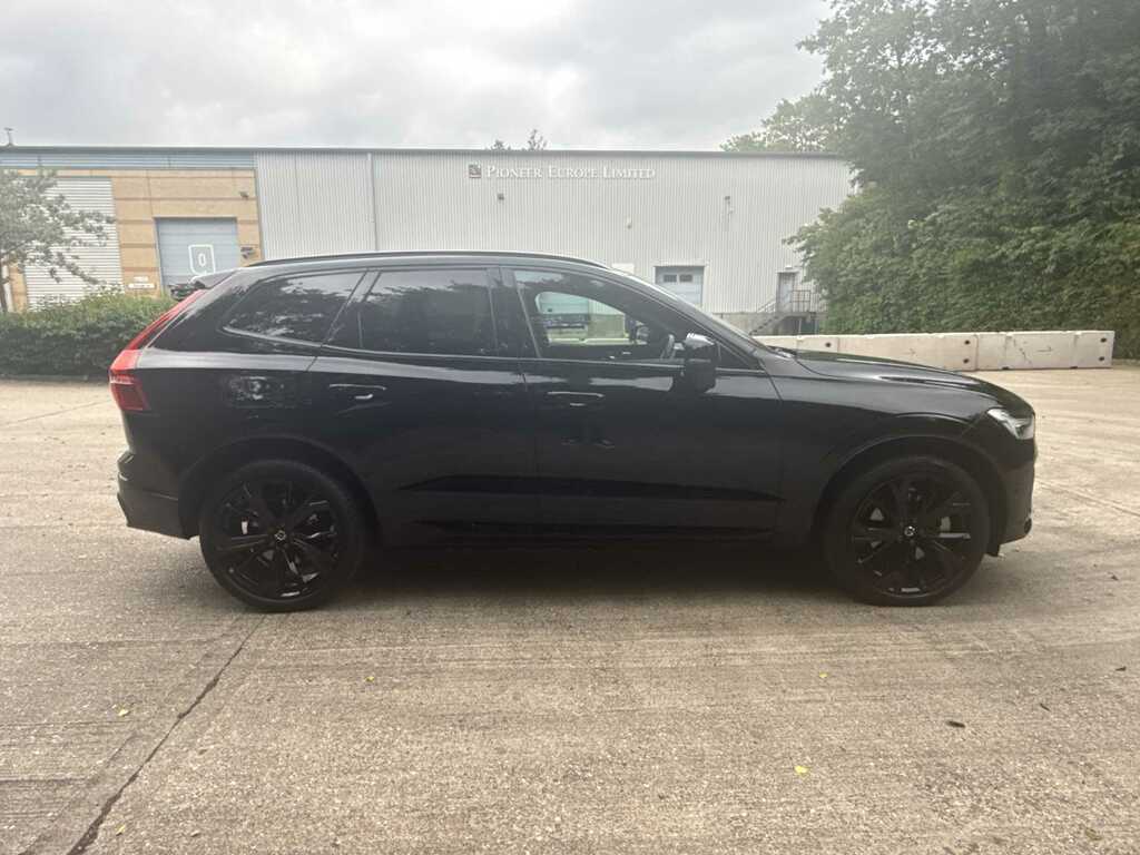 Volvo XC60 2.0 B5p Plus Dark Awd Geartronic Grey #32