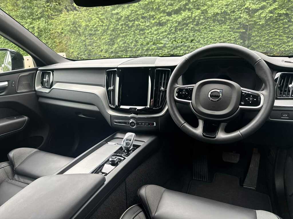 Volvo XC60 2.0 B5p Plus Dark Awd Geartronic Grey #29