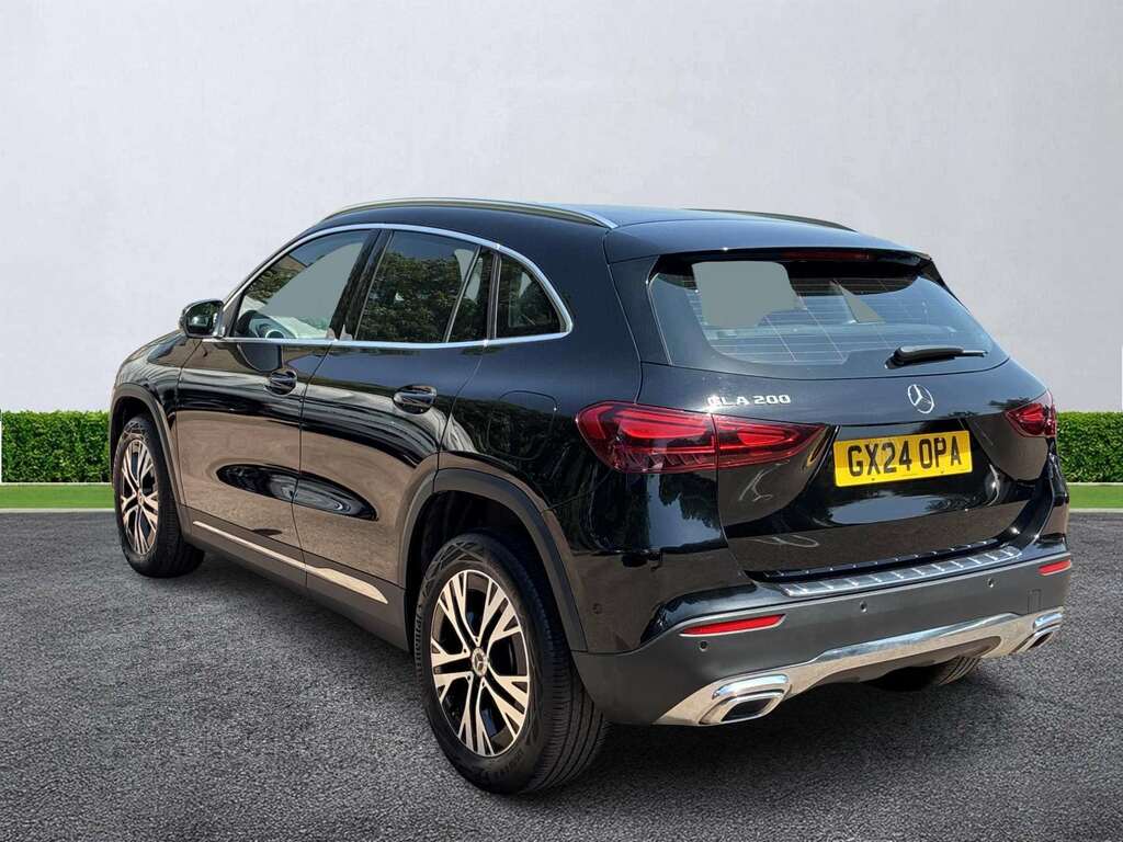 Mercedes-Benz GLA Class Gla 200 Sport Executive GX24OPA Black #2