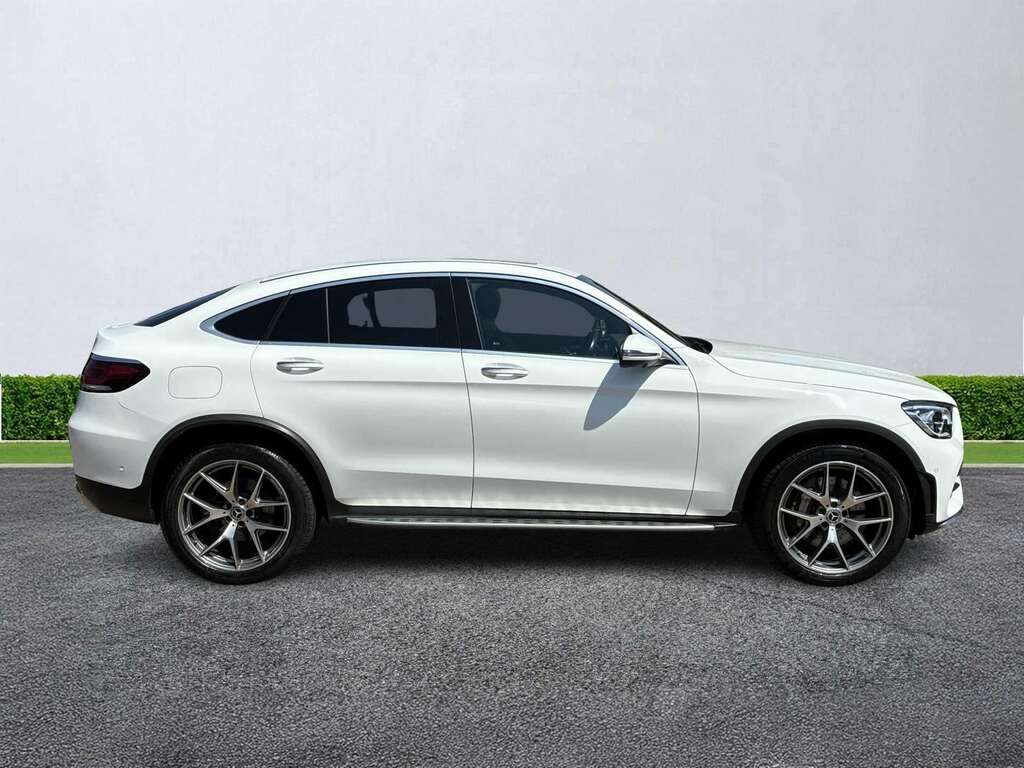 Mercedes-Benz GLC Class Glc 300D 4Matic Amg Line Prem Plus 9G-tronic White #2