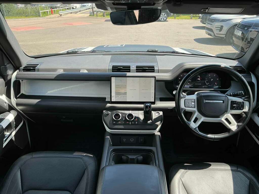 Land Rover Defender 110 Defender Se D Mhev White #9
