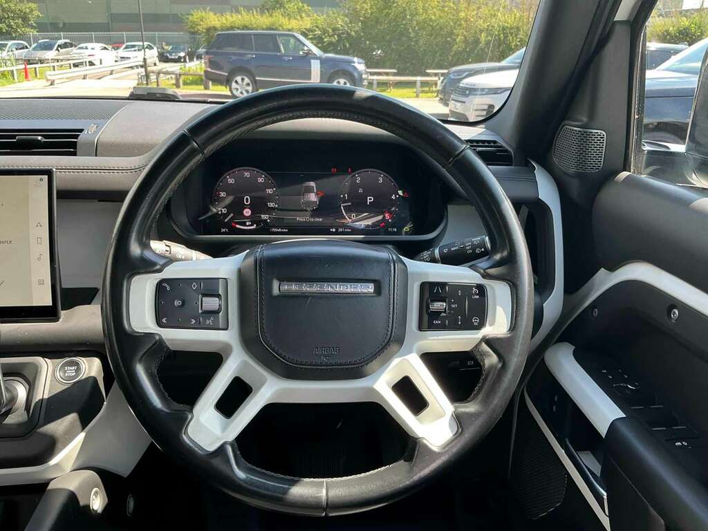 Land Rover Defender 110 Defender Se D Mhev White #14