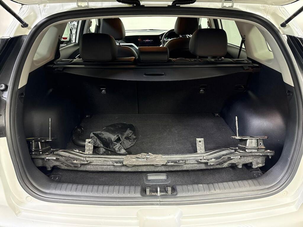 Kia Niro 1.6 Gdi Hybrid 2 Dct White #17