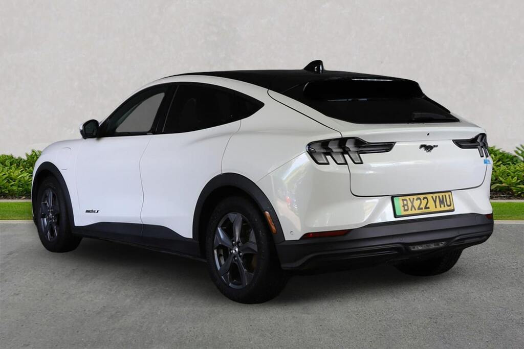 Ford Mustang Mach-E Extended Range 91Kwh Suv 2 White #5