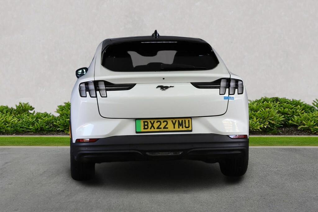 Ford Mustang Mach-E Extended Range 91Kwh Suv 2 White #4