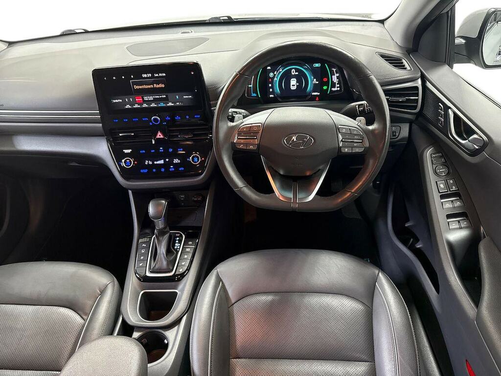 Hyundai Ioniq Hatchback Black #9
