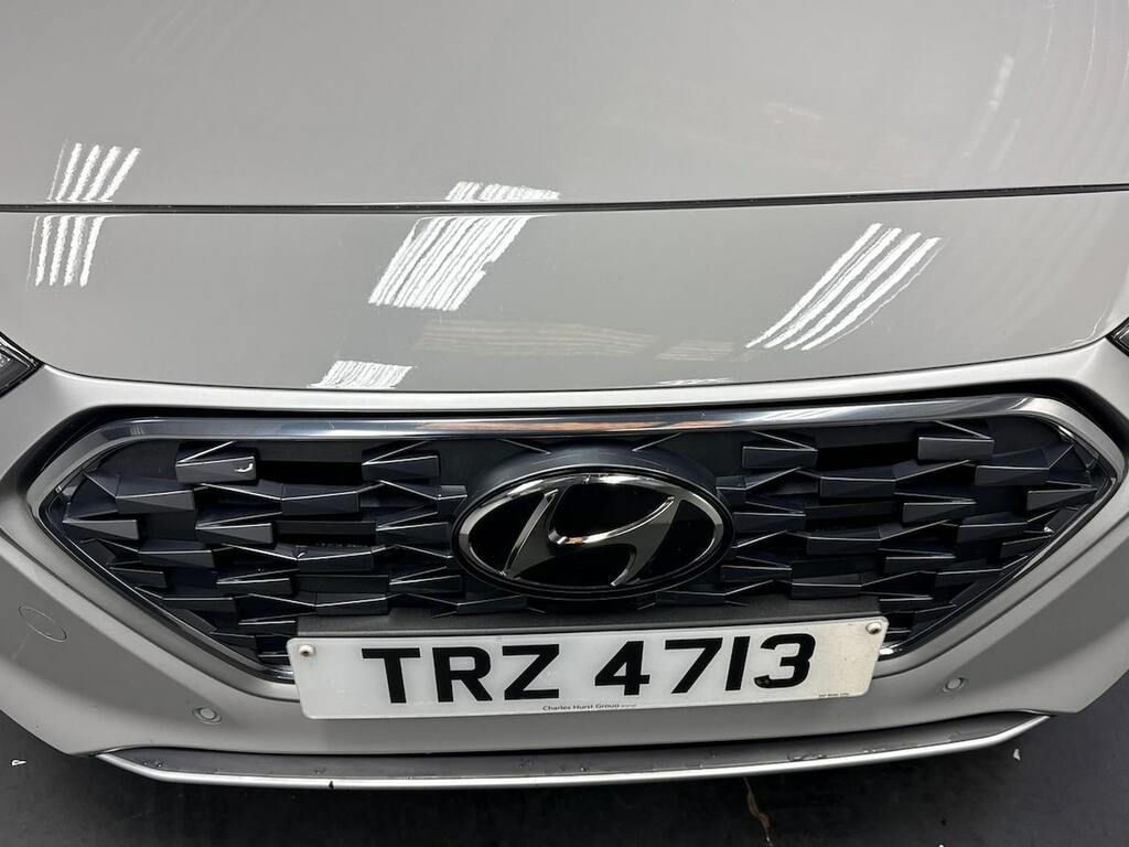 Hyundai Ioniq Hatchback Black #28