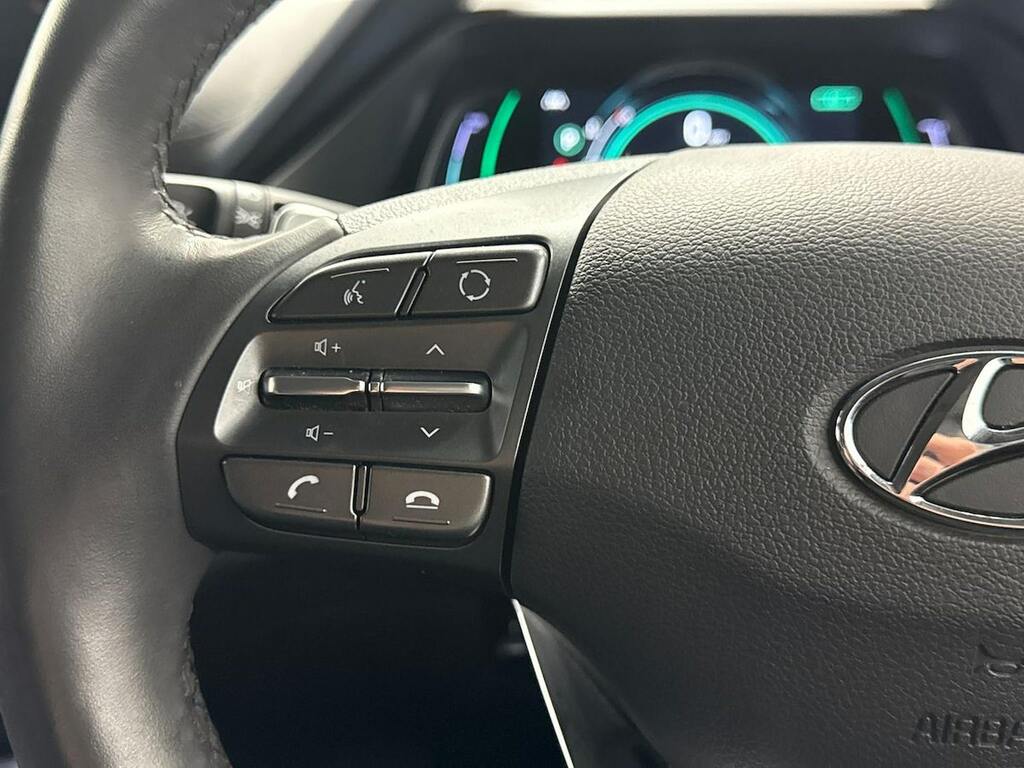 Hyundai Ioniq Hatchback Black #24