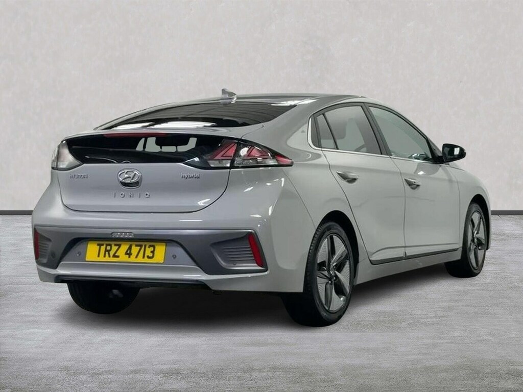 Hyundai Ioniq Hatchback Black #18