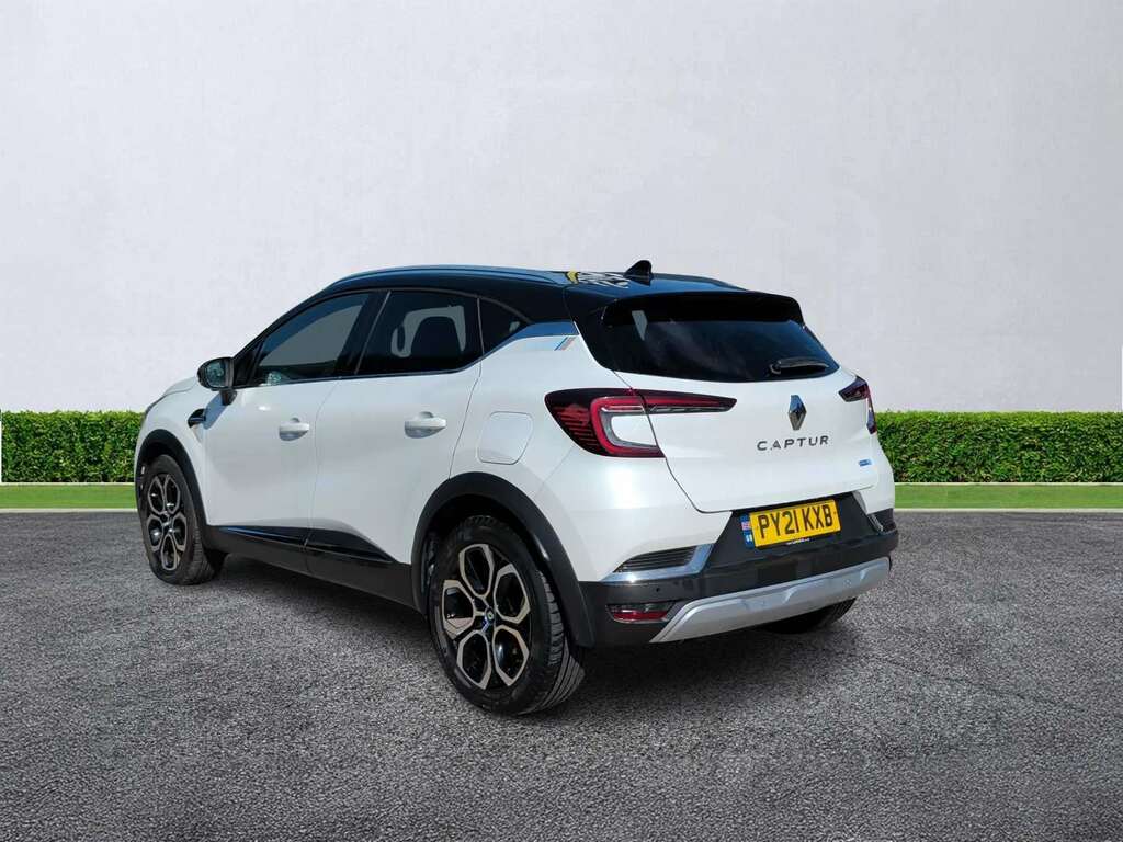 Renault Captur 1.6 E-tech Phev 160 Launch Edition White #2