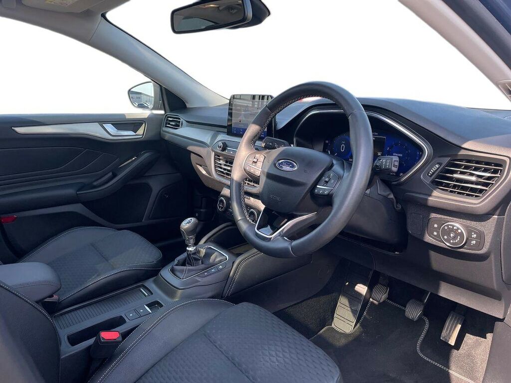 Ford Focus 1.0 Ecoboost 125 Active X - Sunroof - Camera P White #14