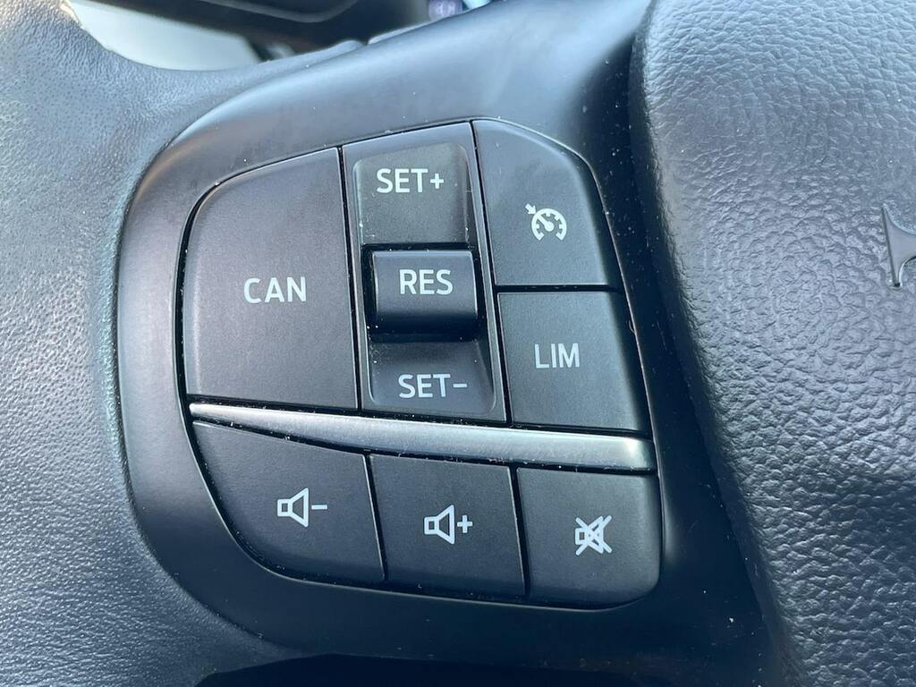 Ford Focus 1.0 Ecoboost 125 Active X - Sunroof - Camera P White #25