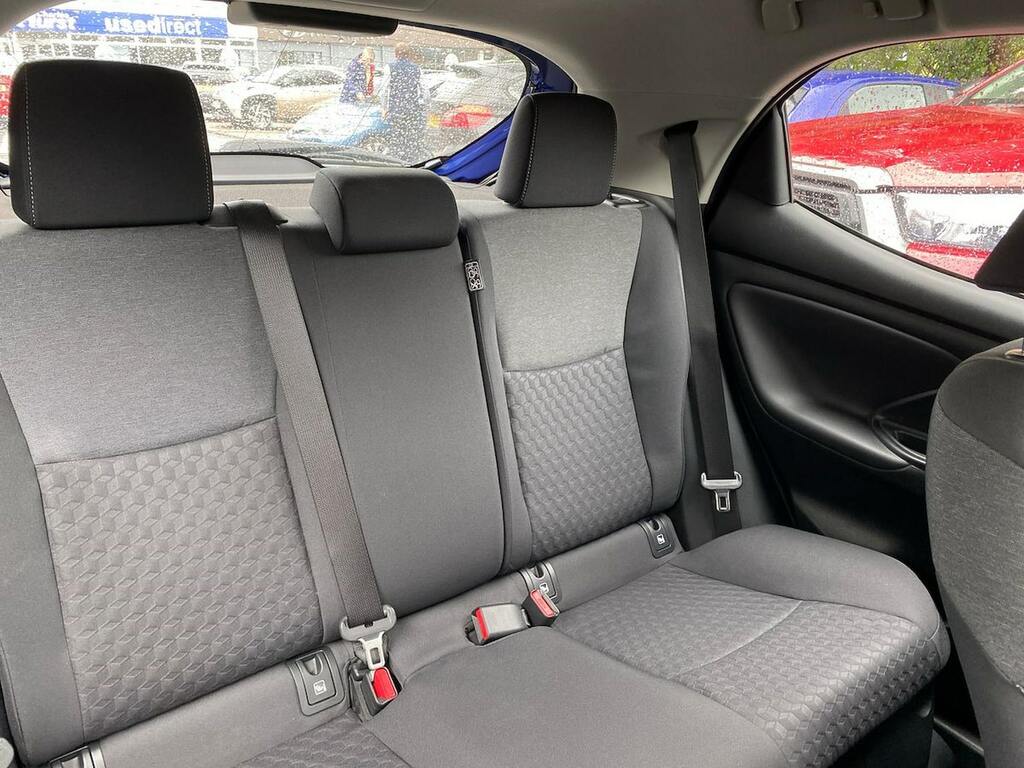 Toyota Yaris Design Silver #16