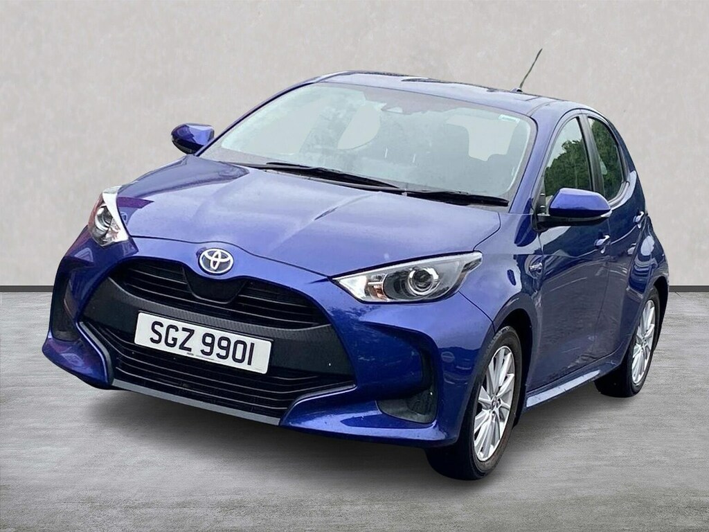 Toyota Yaris Design Silver #20