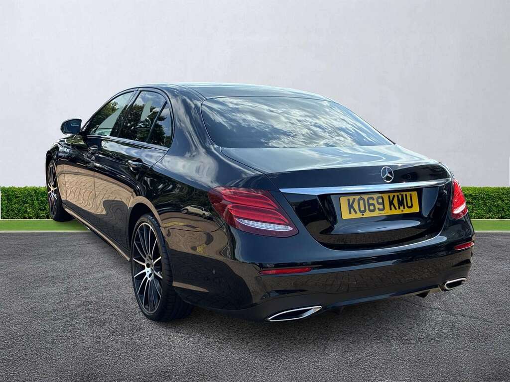 Mercedes-Benz E Class E220d Amg Line Night Edition 9G-tronic Black #2