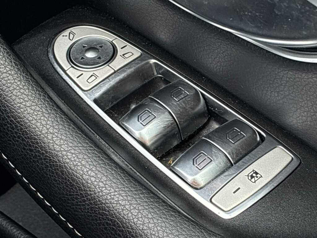Mercedes-Benz E Class 2.0 E220d Amg Line Premium Plus G-tronic Euro 6 Red #21