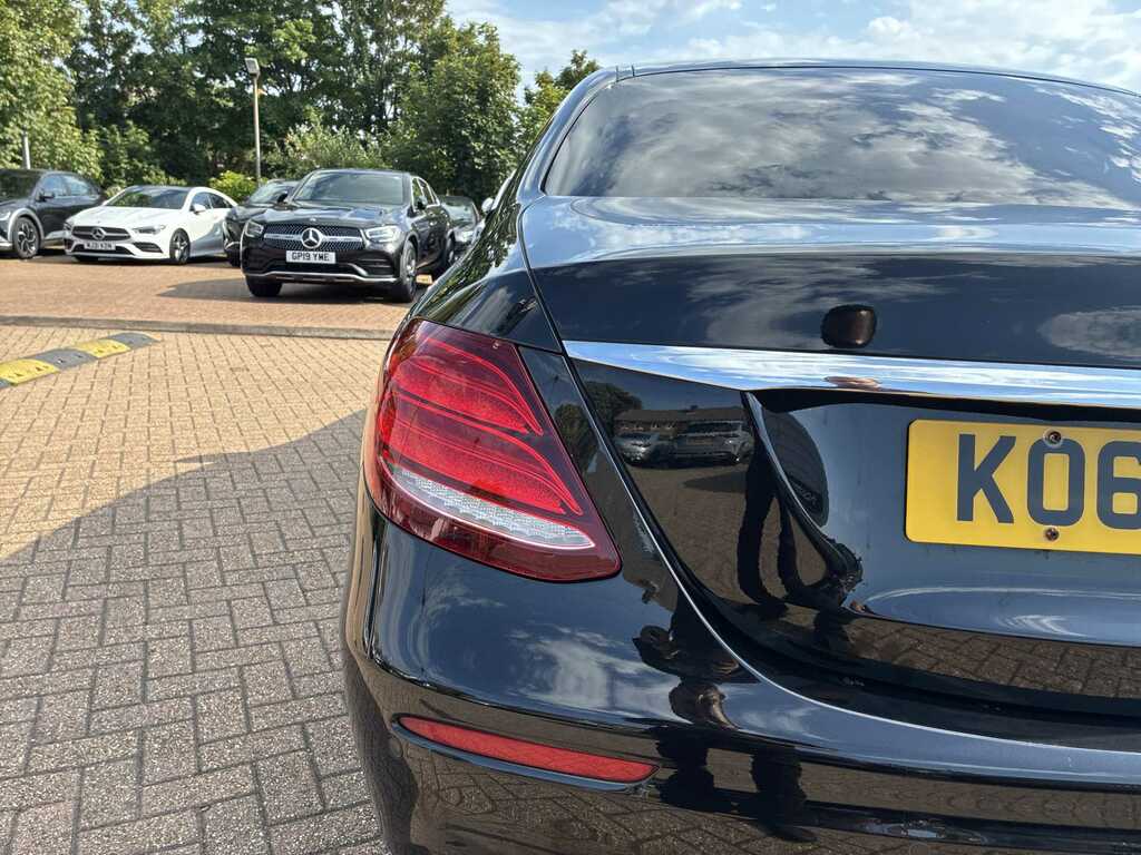 Mercedes-Benz E Class 2.0 E220d Amg Line Premium Plus G-tronic Euro 6 Red #35