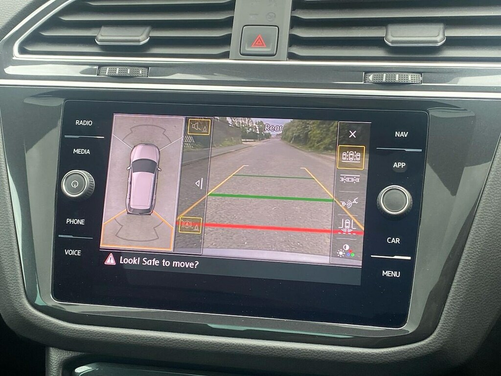 Volkswagen Tiguan Match Black #23